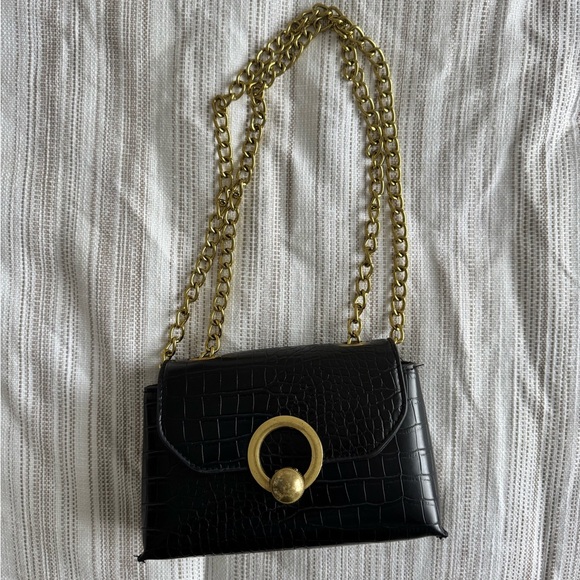 Handbags - Black faux leather croc shoulder crossbody bag with gold hardware mini bag